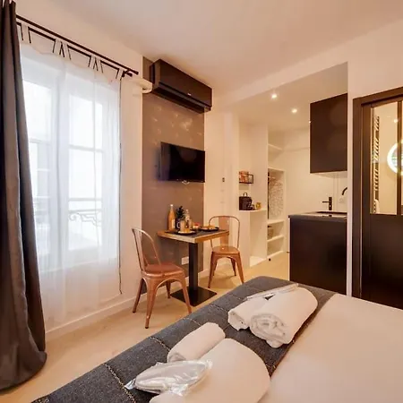 Apartment Stunning Near Canal St Martin - Divine Moon
